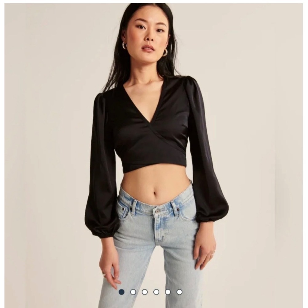 NWT Abercrombie & Fitch Black Satin Long Sleeve Wrap Crop Top S Minimalist Glam - Picture 2 of 10